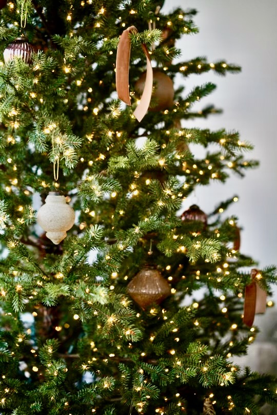 Neutral Christmas Decor- Tree