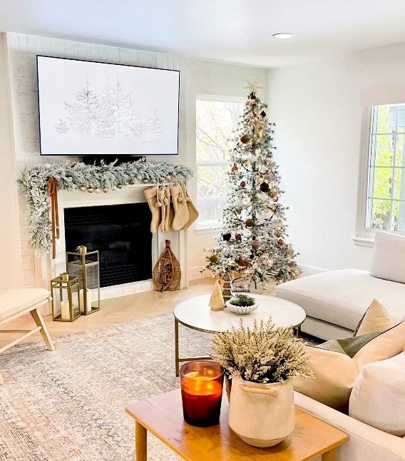 Neutral Christmas Decor